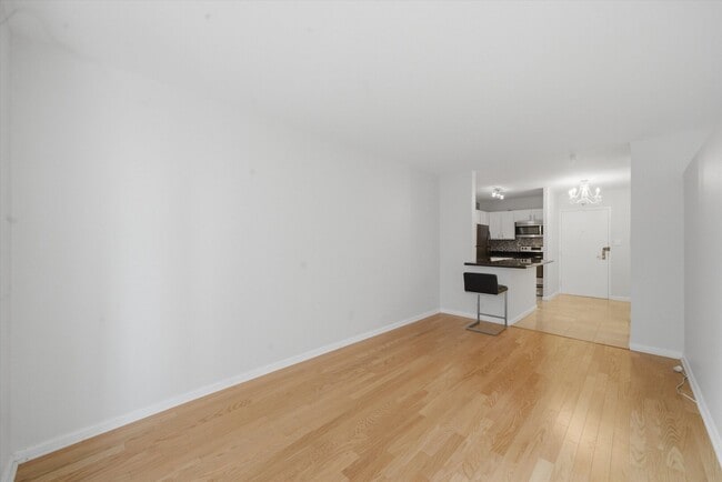 Photo - 777 N Michigan Ave Unit 2506