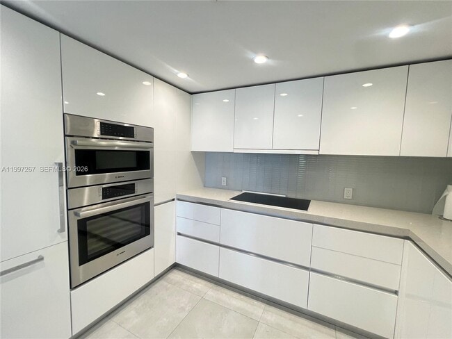 Photo - 7832 Collins Ave Unit 304