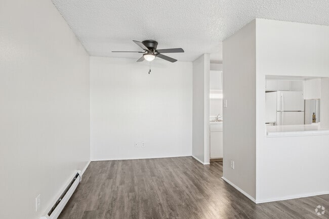 2BR, 1BA - 830SF - Dining Room