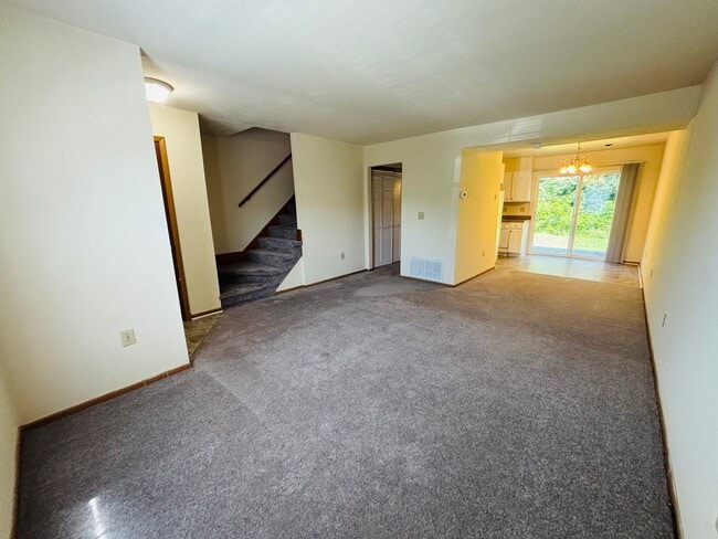 Photo - * RE-RENTAL AVAILABLE 1/7/26 * 2 Bedroom, 1.5 Townhouse