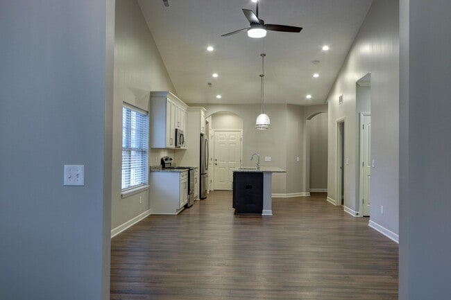Pointe West Luxury Apartments