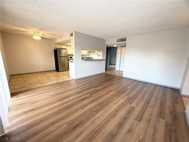 3720 Snorkel Cir Unit 2