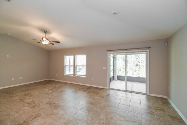 Photo - 194 Flach Dr