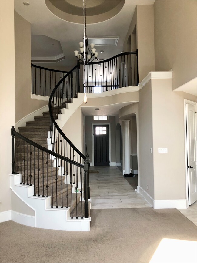 Photo - 520 Pedernales St