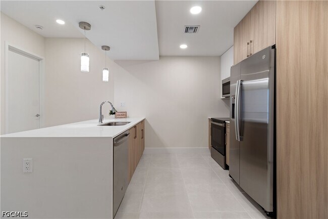 Photo - 26600 Rosewood Pointe Dr Unidad B-101