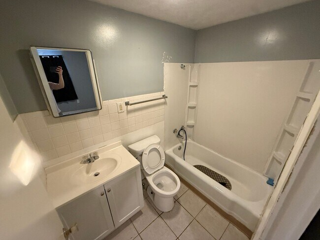 Photo - 2013 N 11th St Unit B