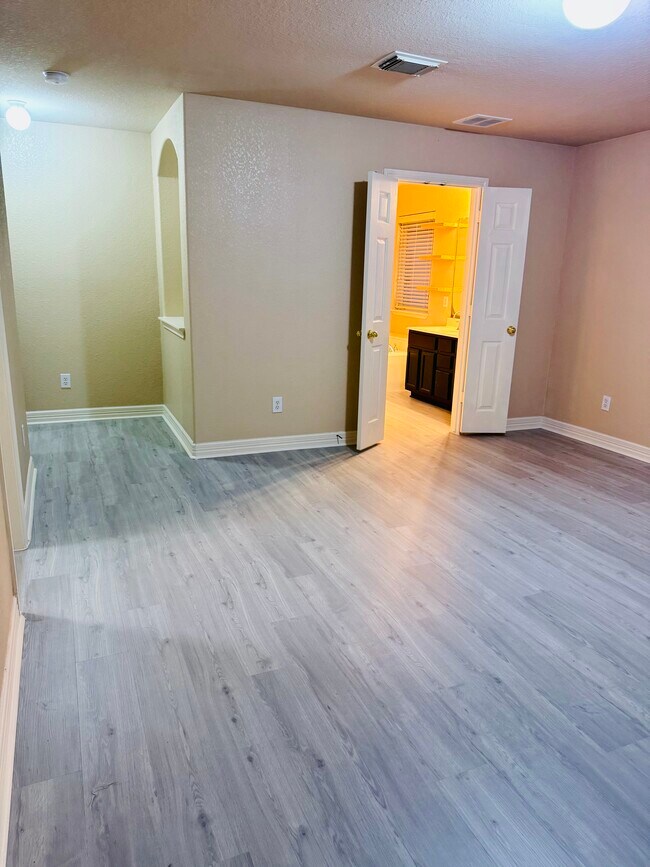 Photo - 13942 Brayford Pl Ct