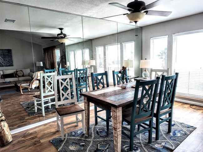 Photo - 500 Tiki Dr Unit 213