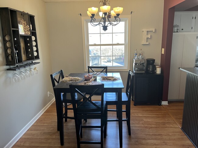 Photo - 1266 Cleveland Ave S