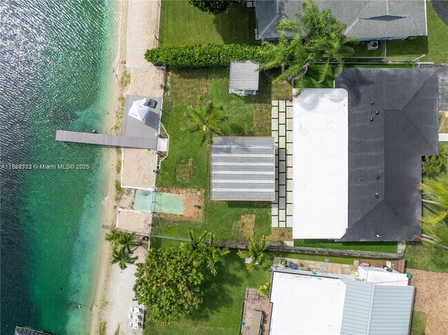 Photo - 5020 SW 92nd Ave