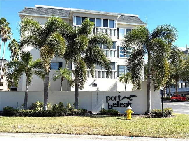 Building Photo - 147 Bluff View Dr Unit 110