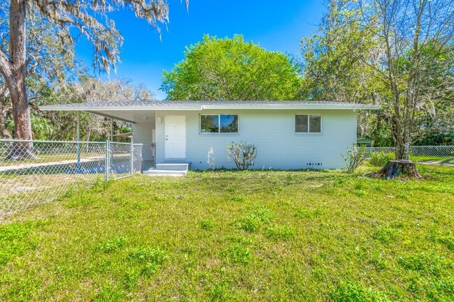 Photo - Fully Remodeled 2-Bedroom Home in Prime Or...