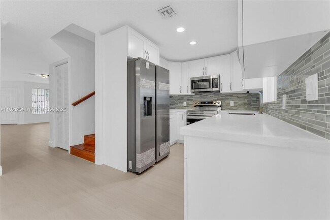 Photo - 9745 NW 37th St