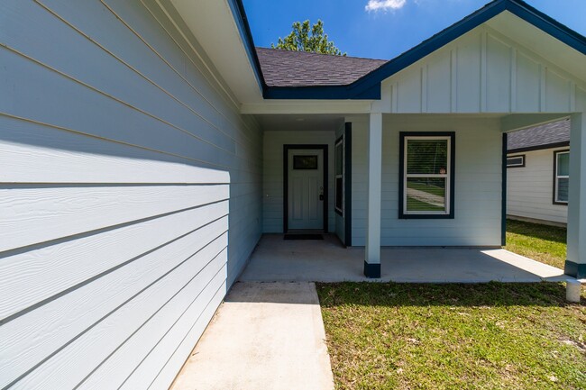 Photo - 3461 Sam Houston Rd
