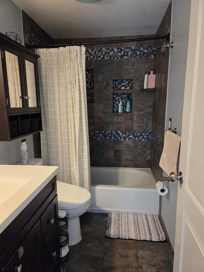 Photo - 513 NW 48th Ave