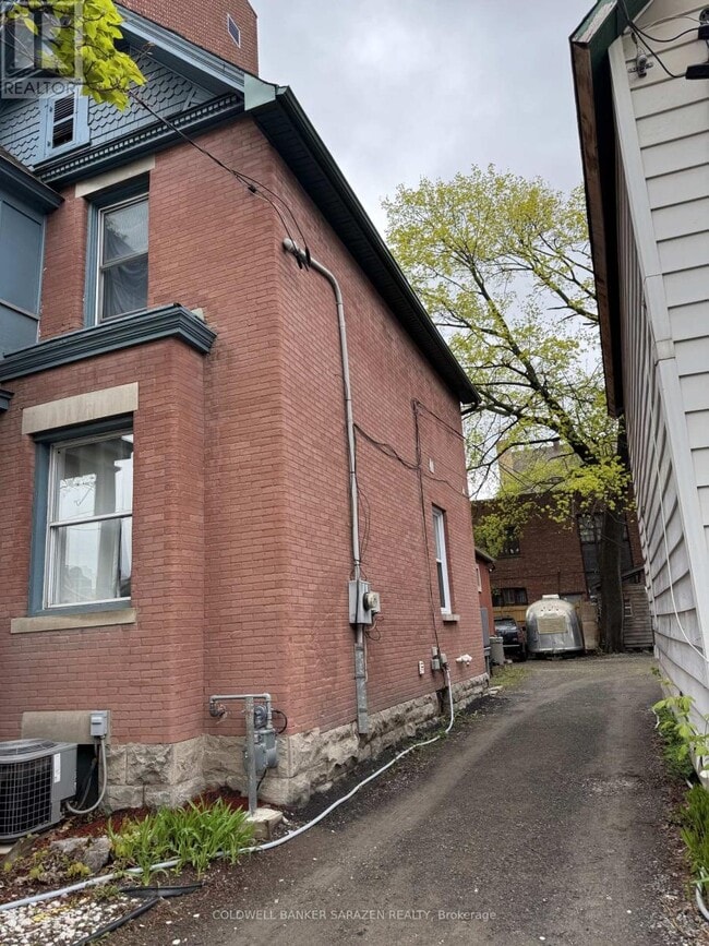 Photo - 58 James St Unit 1