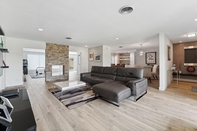 Photo - 13 Little Harbor Way