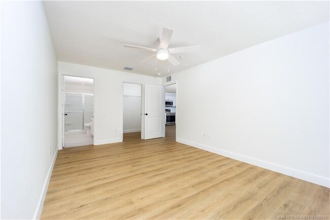 Photo - 3375 SW Mapp Rd Unit 201