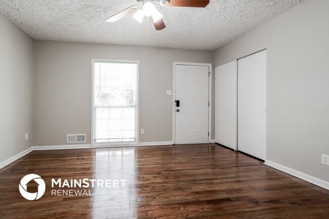 Photo - 1039 Verdi Way