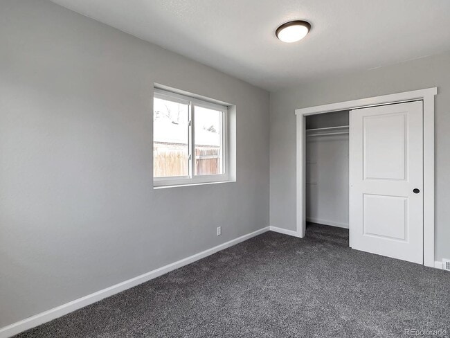 Building Photo - Fully renovated ranch style home near Ansc...