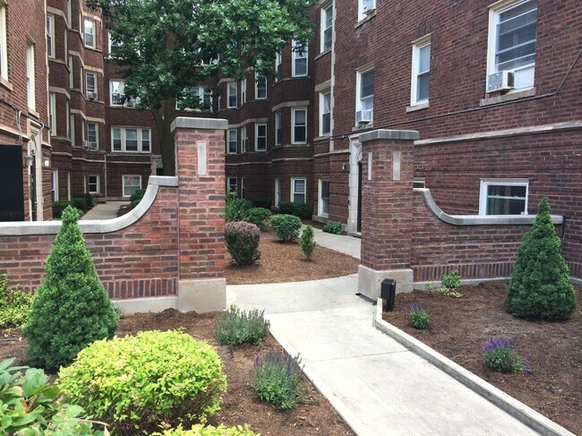 Photo - 7389 N Damen Ave Condo Unit 1E