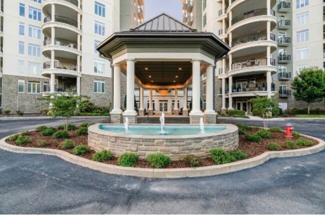 Building Photo - 400 Warioto Way Unit 308