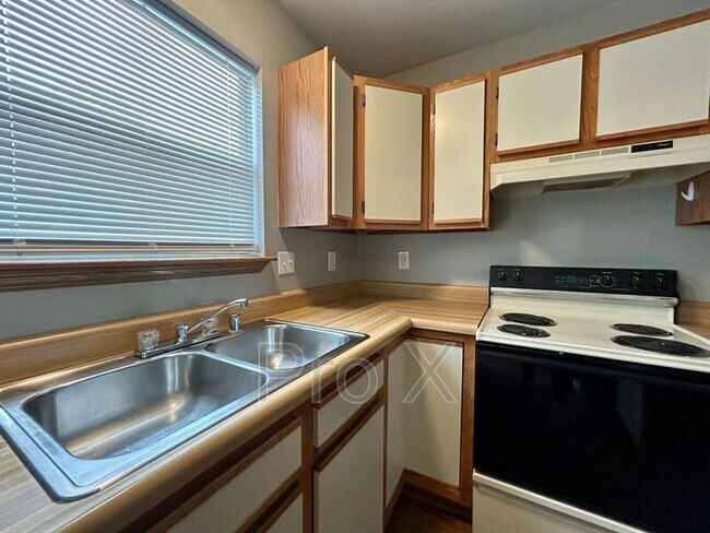 Photo - 1450 E Sequoyah Ct