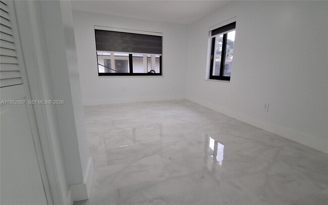 Photo - 216 Shadow Way