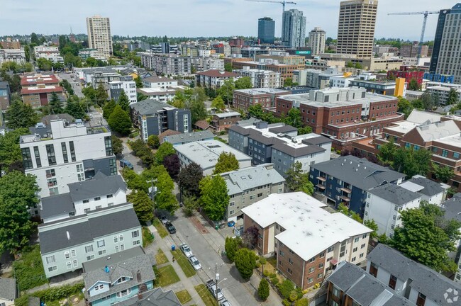 Alder Apartments