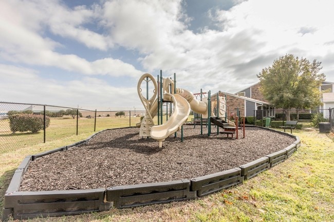 Photo - Running Brook Apartments