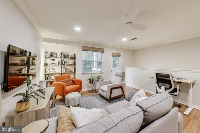 Photo - 10805 Hampton Mill Terrace Unidad 130