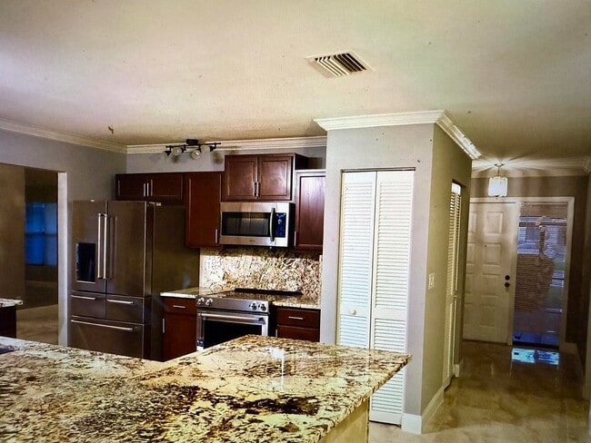 Photo - 101 Ponce De Leon St