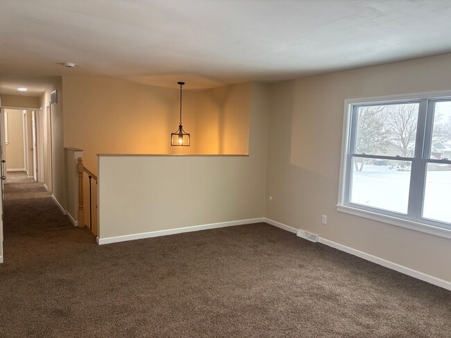 Photo - 3 Bedroom, 2 Bath Single Family Home in Clinton, IA