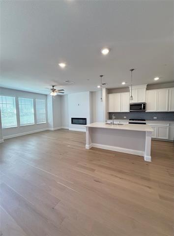 Photo - 7913 Sunset Blvd