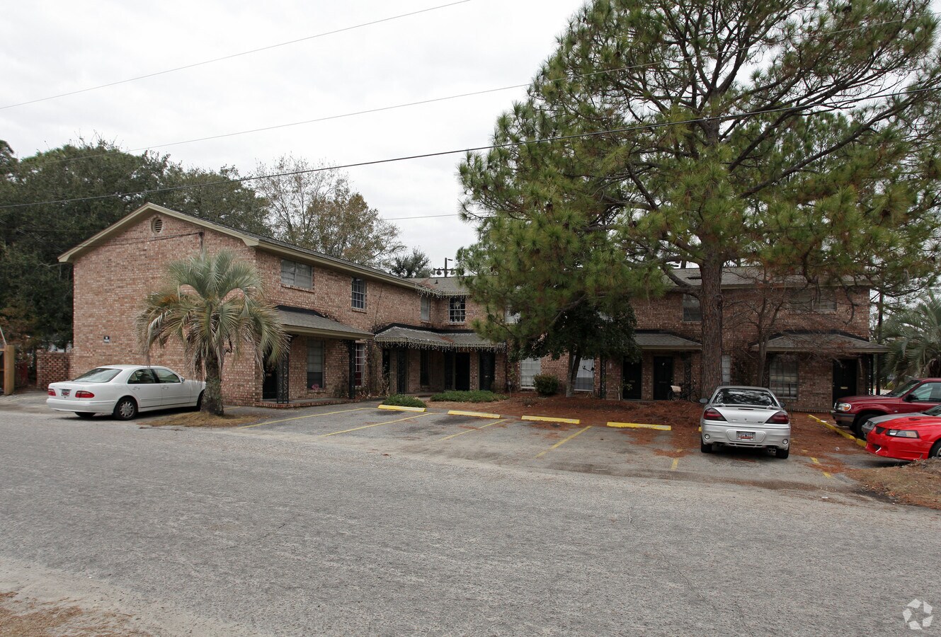 Photo - The Palms Apartments