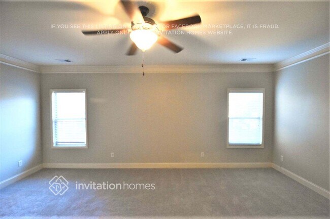 Photo - 948 Pine Ln