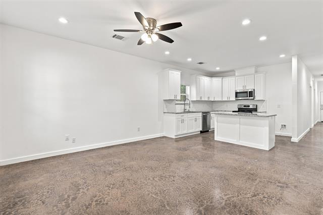 Photo - 104 E Forest Ave