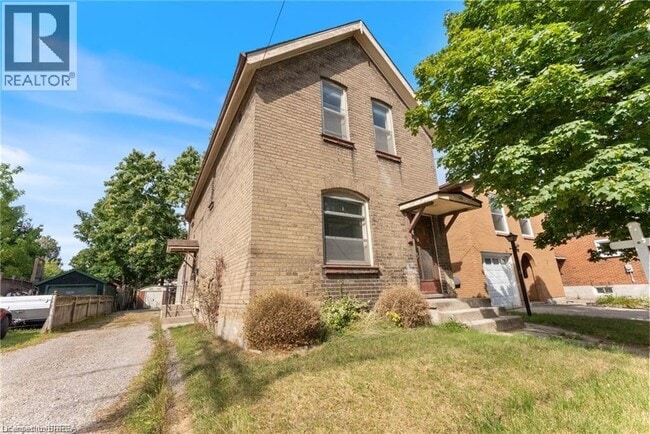 Photo - 150 Elgin St