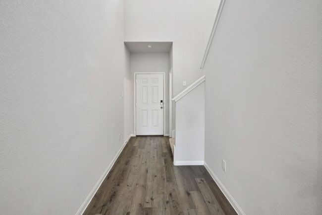 Photo - 23523 Montague Dr