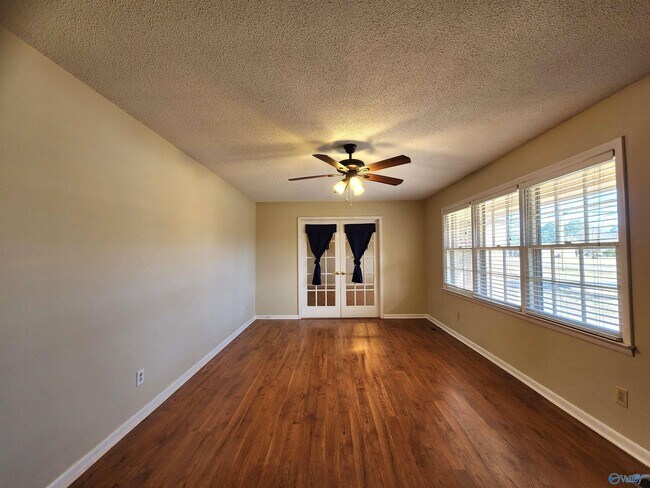 Photo - 6107 Trailwood Dr