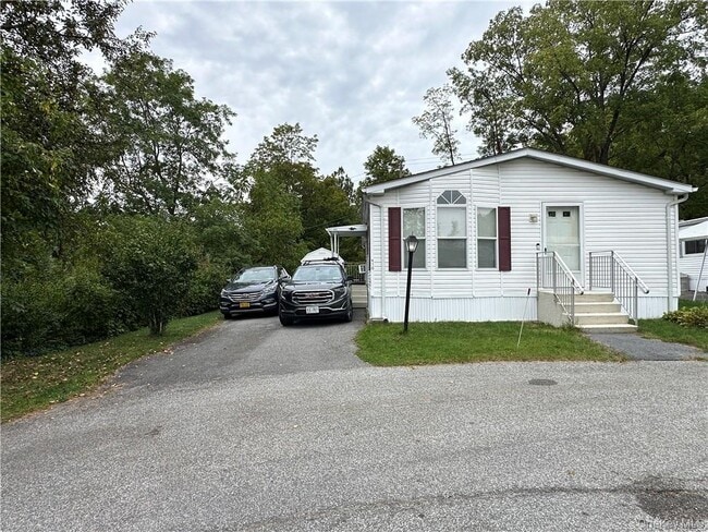 Photo - 416 Silver Maples Dr
