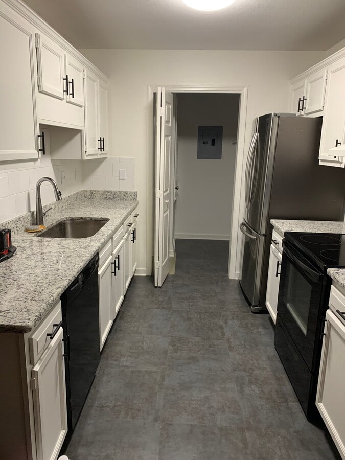 Photo - 400 Audubon Cir