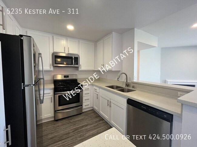 Photo - 5235 Kester Ave Unidad 311
