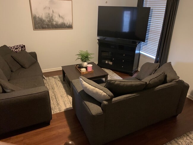 Photo - Fox Fire Apartments