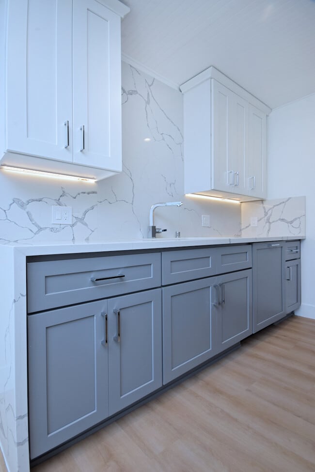 Photo - A Santa Monica Sanctuary: 834 Fourth Street