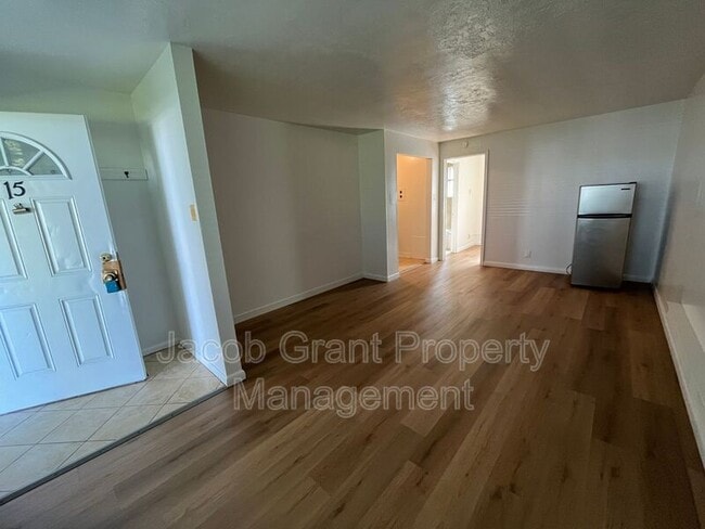 Photo - 675 Tiger Ave