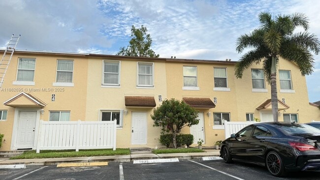 Building Photo - 6631 Winfield Blvd Rental