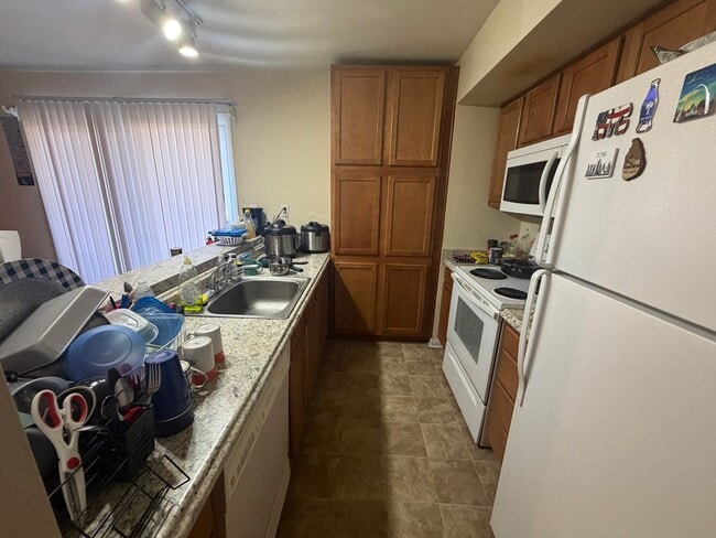 Photo - Claytor Square Condo | Ideal Student Living Near VT