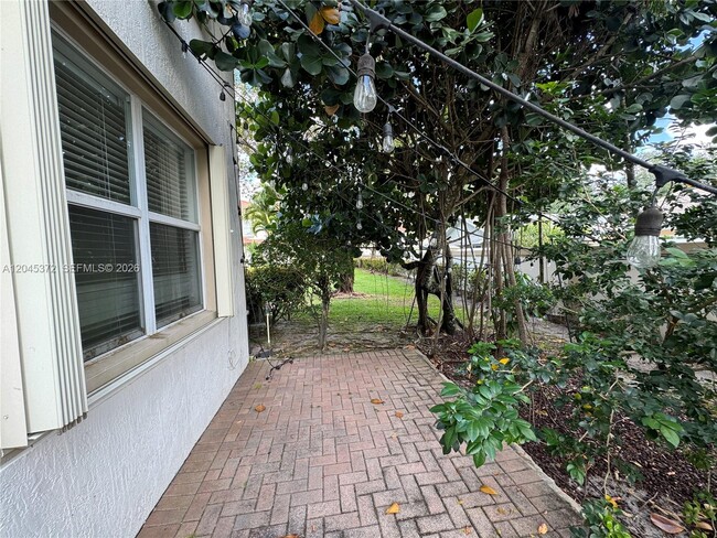 Photo - 9763 Darlington Pl