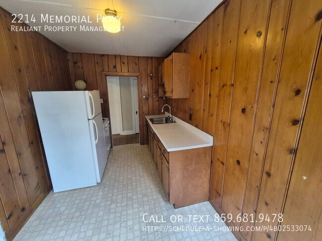 Photo - 2214 Memorial Pkwy